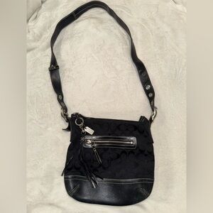 Vintage Coach Black Leather Shoulder Bag